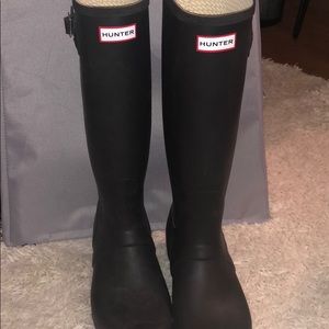 Tall Hunter boots 12men 13 women with socks